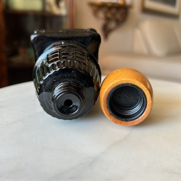 Vintage 1970 Avon Pot Belly Stove Bravo After Shave Black Glass Decanter Bottle - Picture 9 of 9